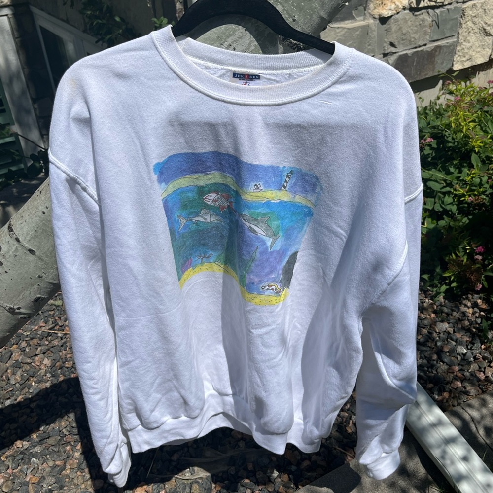 Sweatshirt
